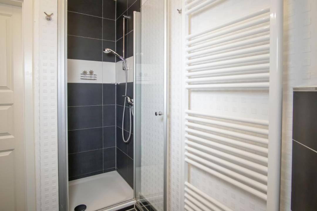 Strandhotel-Heiligenhafen-Wohnung-120-Wellenreiter-Typ-Ii Exterior photo